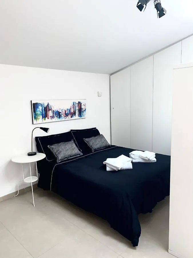 Luminos Quaroni Apartamento Palermo